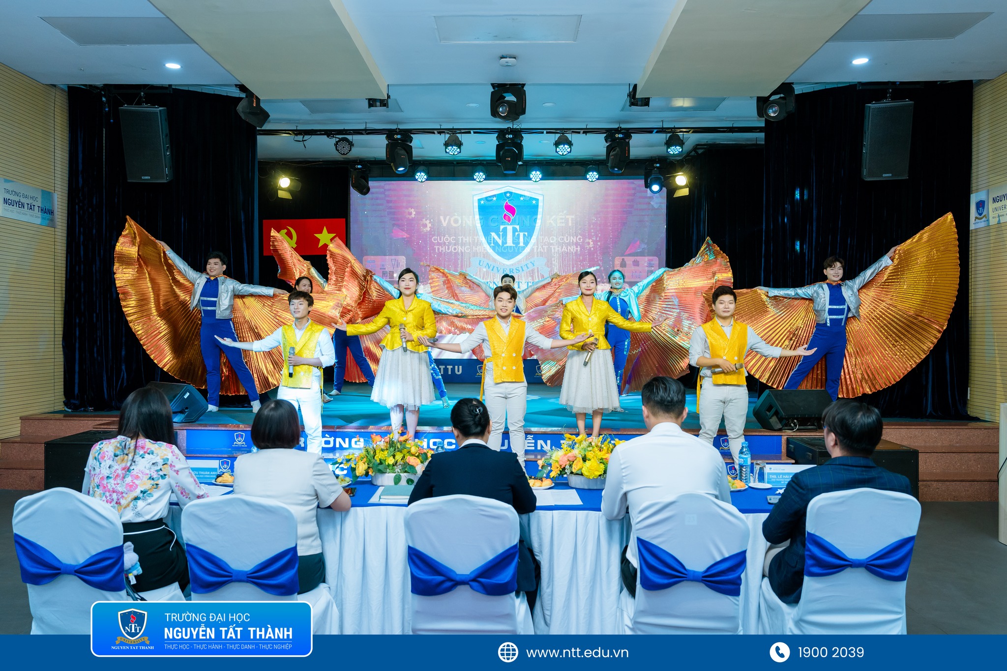 Chung Kết Cuộc Thi Thiết Kế Ấn Phẩm Sáng Tạo - NTTU