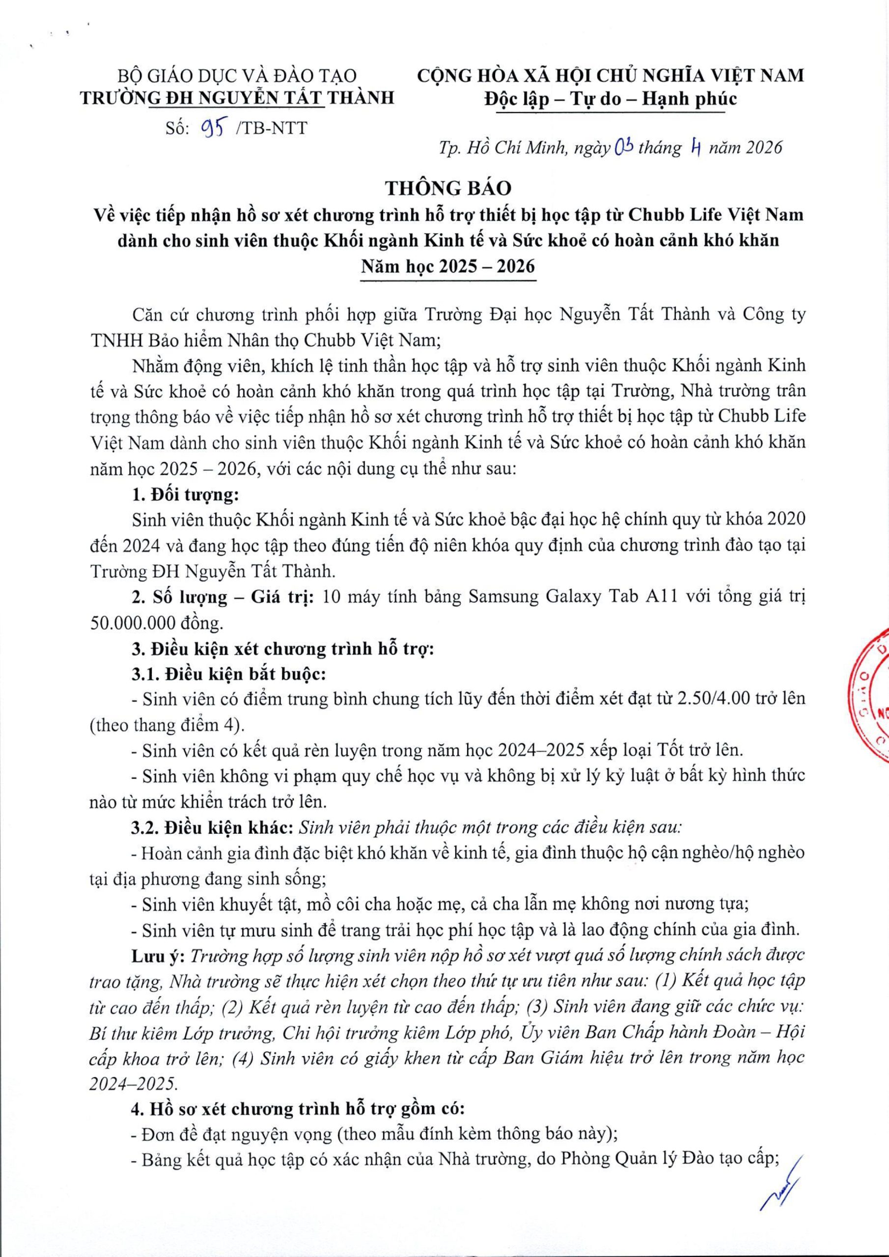 THÔNG BÁO - Về việc tiếp nhận hồ sơ xét chương trình hỗ trợ thiết bị học tập từ Chubb Life Việt Nam dành cho sinh viên thuộc Khối ngành Kinh tế và Sức khoẻ có hoàn cảnh khó khăn Năm học 2025 – 2026